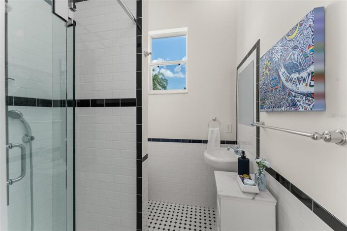 Image No.60-3 Bed House for sale