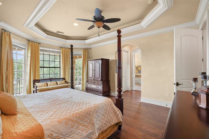 Image No.27-5 Bed House for sale