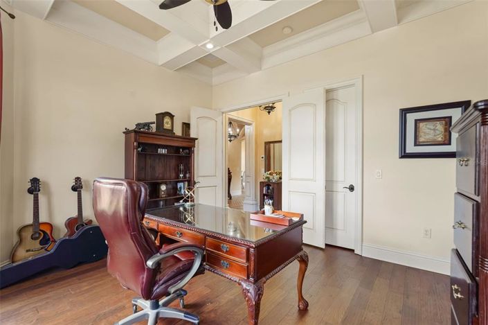 Image No.48-5 Bed House for sale