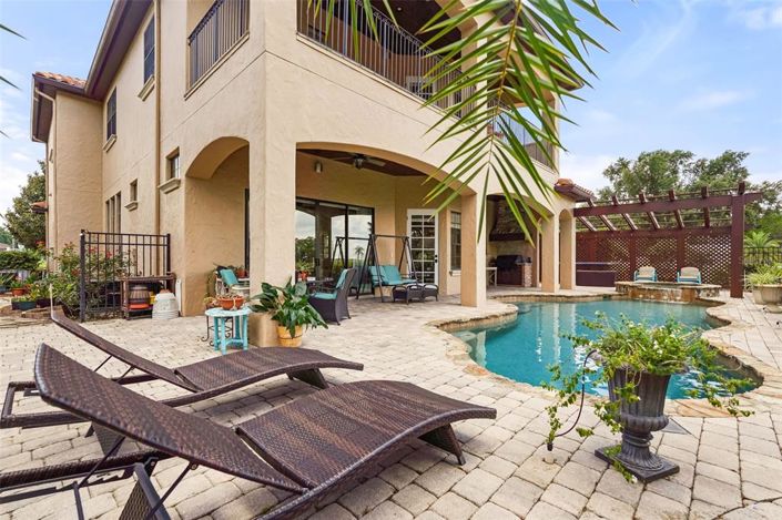 Image No.55-5 Bed House for sale