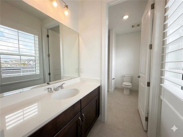 Image No.19-6 Bed House for sale
