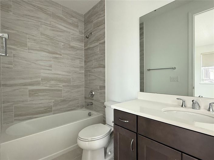 Image No.24-6 Bed House for sale
