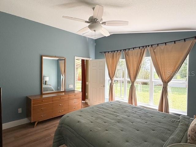 Image No.15-3 Bed House for sale