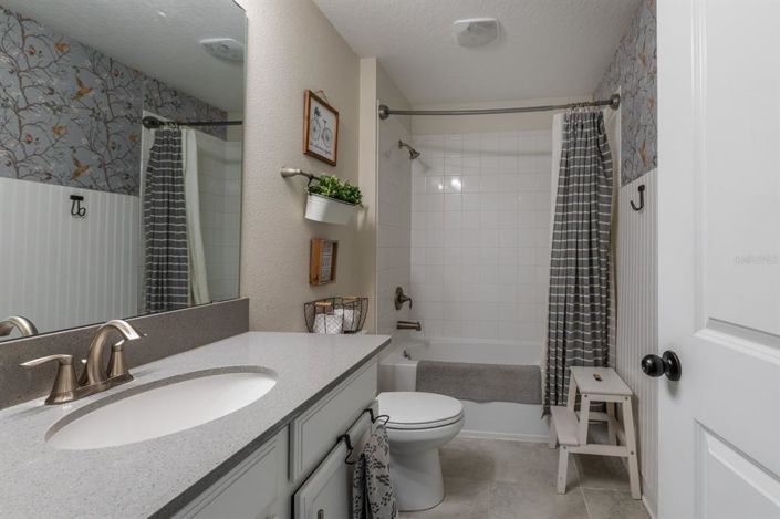 Image No.16-5 Bed House for sale