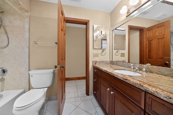 Image No.32-4 Bed House for sale