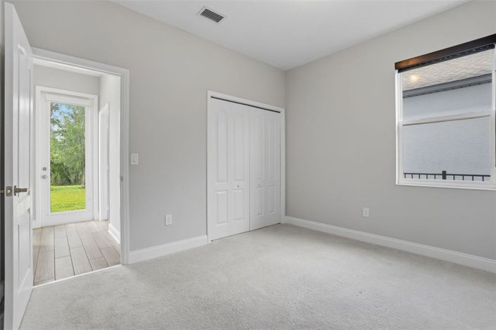 Image No.21-5 Bed House for sale