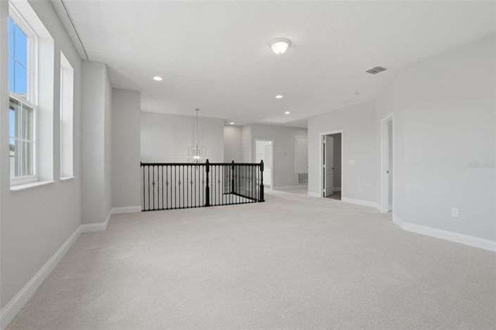 Image No.24-5 Bed House for sale