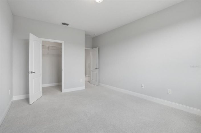 Image No.40-5 Bed House for sale