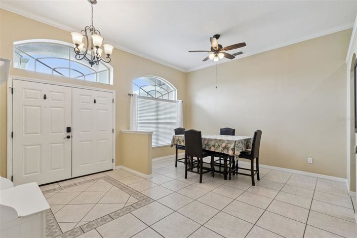 Image No.6-5 Bed House for sale