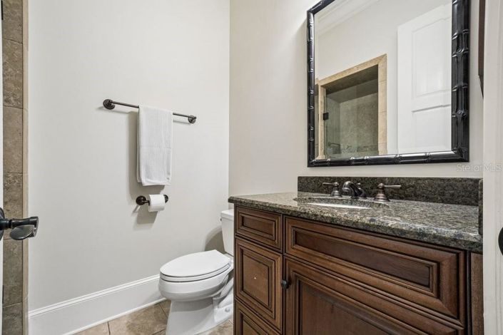 Image No.28-5 Bed House for sale
