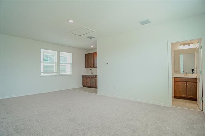 Image No.31-4 Bed House for sale