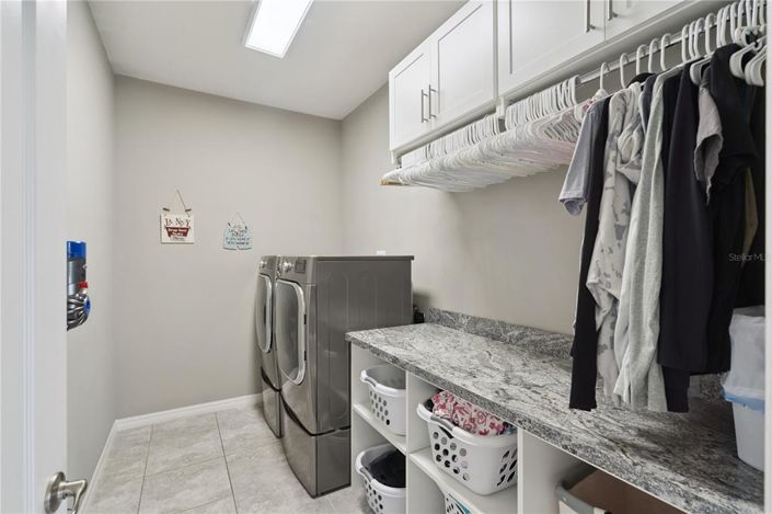 Image No.20-4 Bed House for sale