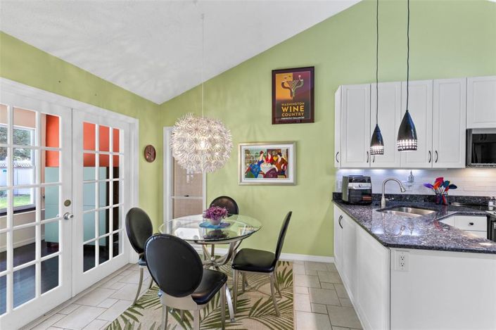 Image No.26-4 Bed House for sale