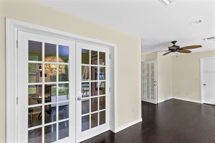 Image No.30-4 Bed House for sale