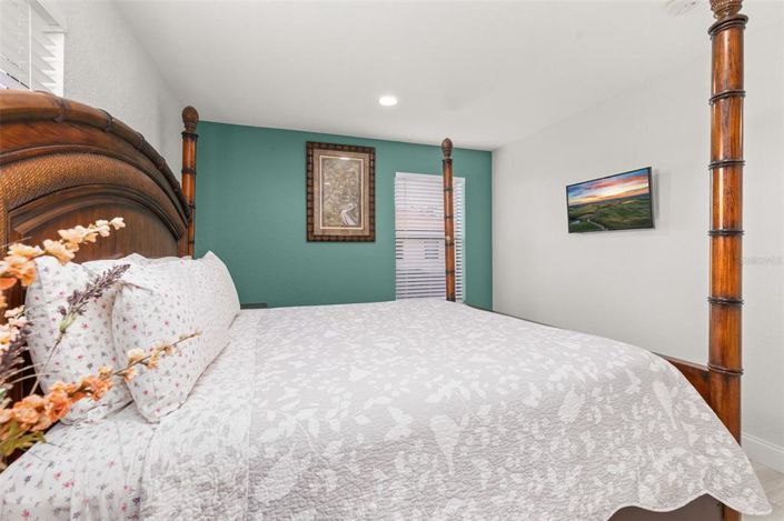 Image No.42-6 Bed House for sale