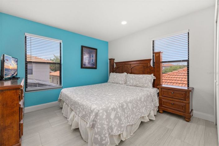 Image No.46-6 Bed House for sale