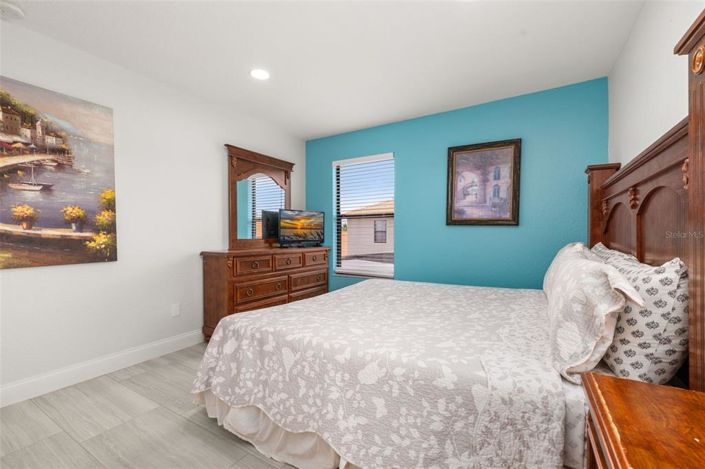 Image No.47-6 Bed House for sale