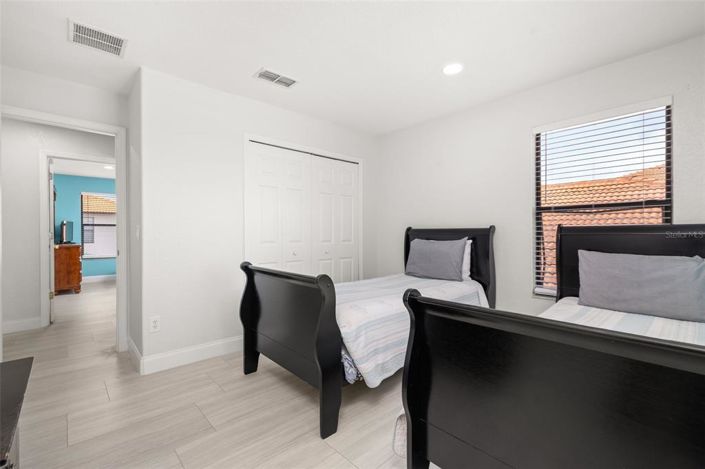 Image No.50-6 Bed House for sale