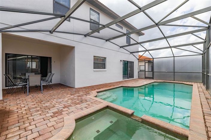Image No.56-6 Bed House for sale