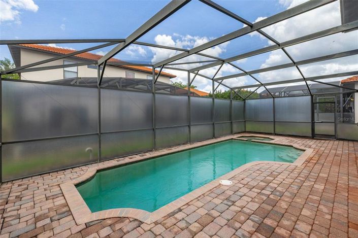 Image No.59-6 Bed House for sale