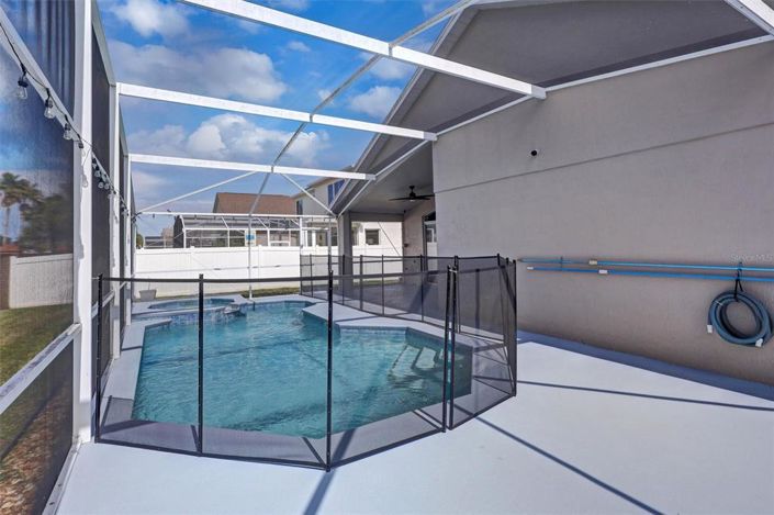 Image No.26-4 Bed House for sale