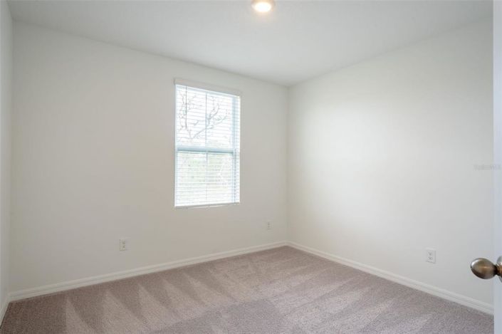 Image No.19-3 Bed House for sale