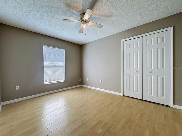Image No.18-4 Bed House for sale