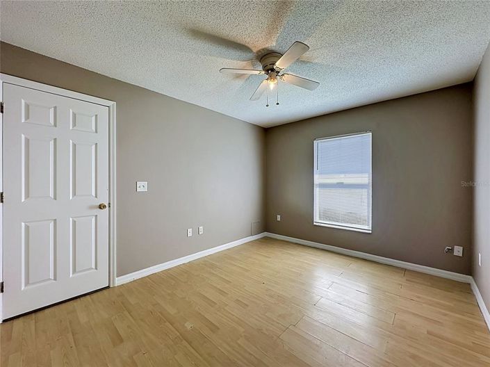 Image No.19-4 Bed House for sale