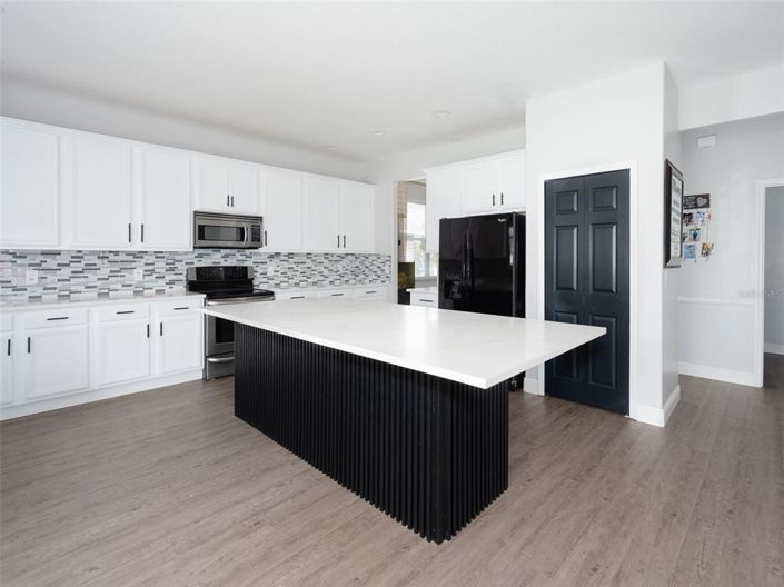 Image No.6-3 Bed House for sale