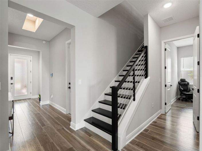 Image No.15-6 Bed House for sale