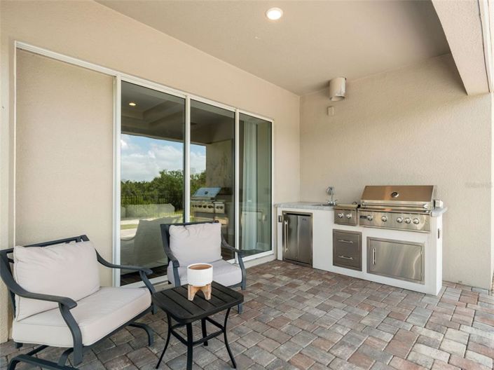 Image No.7-6 Bed House for sale