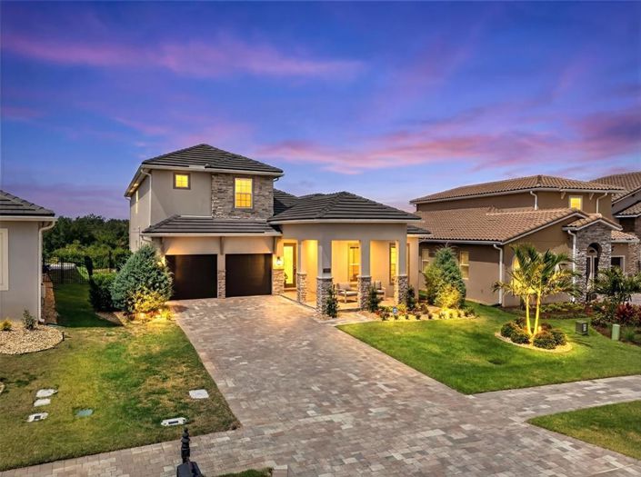 Image No.9-6 Bed House for sale