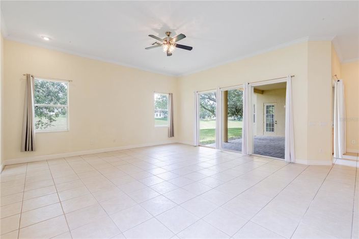 Image No.35-5 Bed House for sale