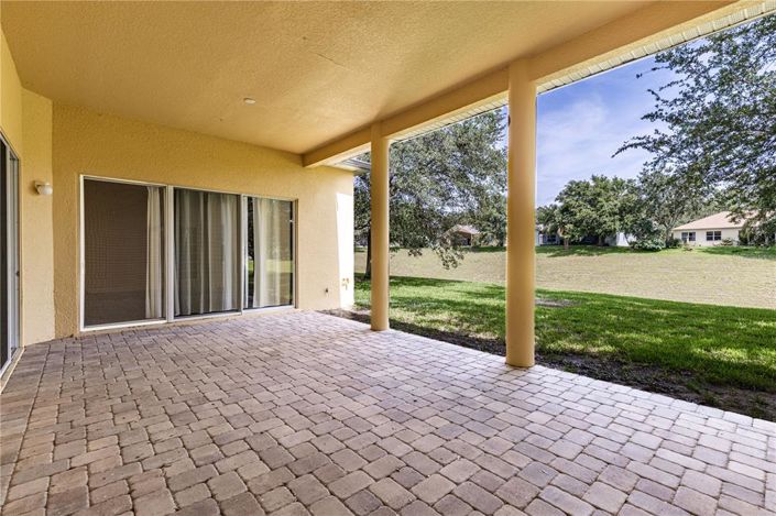 Image No.47-5 Bed House for sale