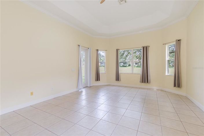Image No.52-5 Bed House for sale