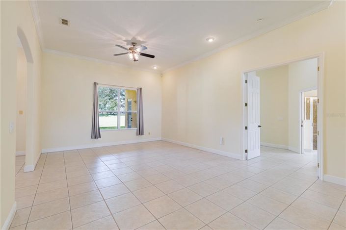 Image No.60-5 Bed House for sale