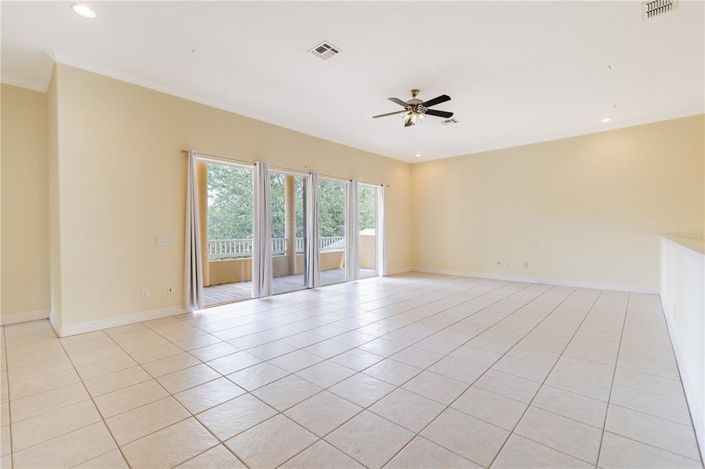 Image No.9-5 Bed House for sale