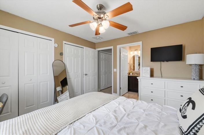 Image No.23-3 Bed House for sale
