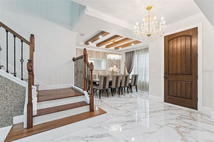 Image No.2-5 Bed House for sale