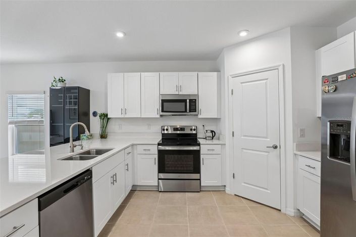 Image No.7-4 Bed House for sale