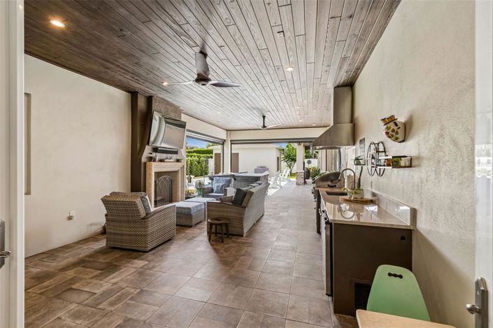 Image No.57-4 Bed House for sale