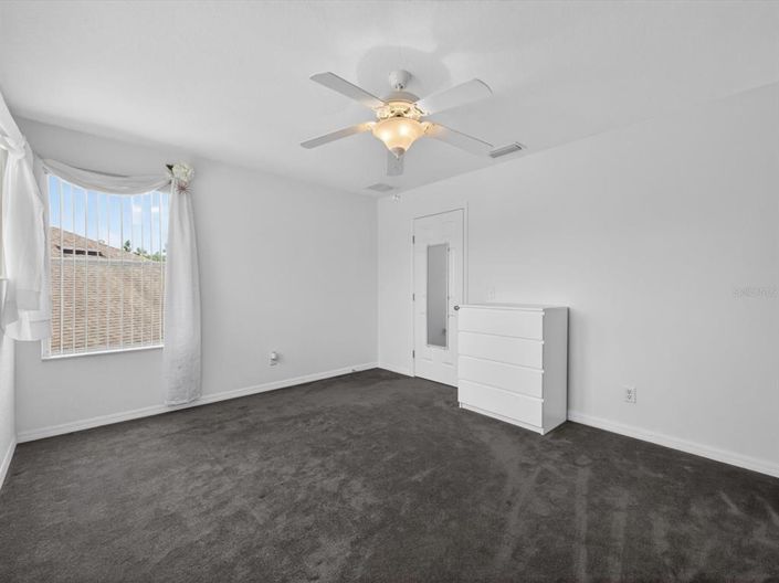 Image No.34-5 Bed House for sale