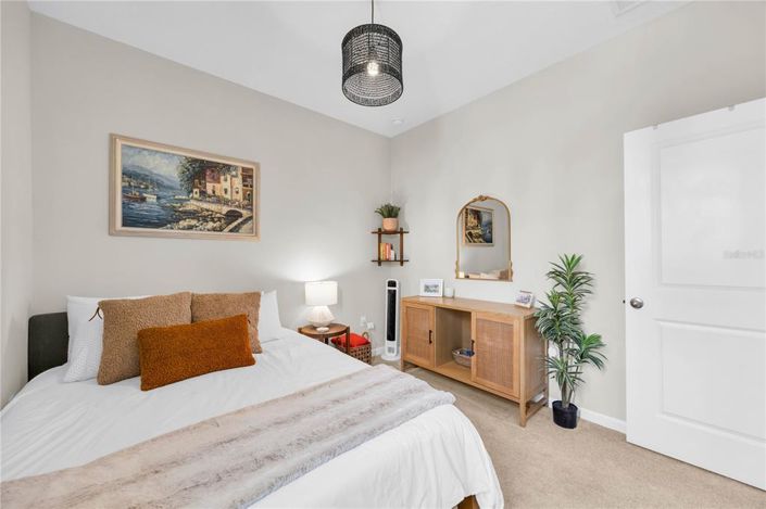 Image No.27-4 Bed House for sale