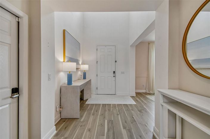 Image No.5-5 Bed House for sale