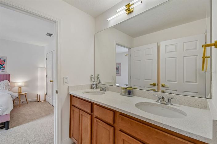 Image No.59-5 Bed House for sale