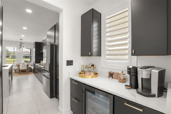 Image No.15-6 Bed House for sale