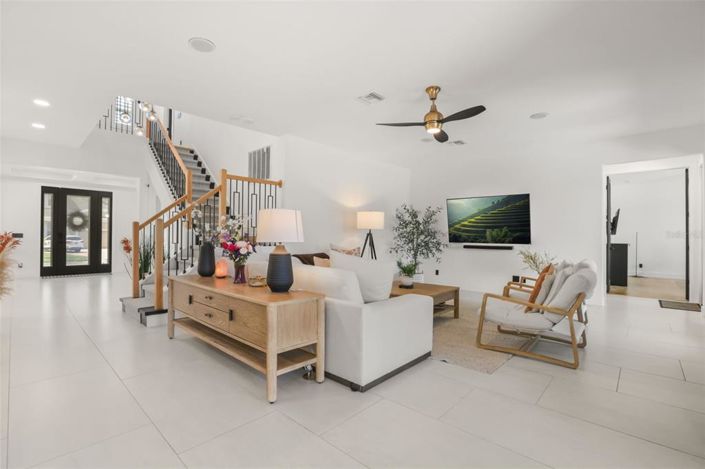 Image No.22-6 Bed House for sale