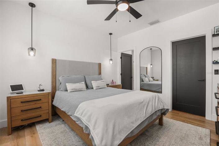 Image No.45-6 Bed House for sale