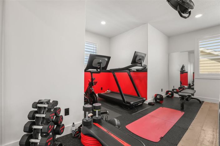 Image No.54-6 Bed House for sale