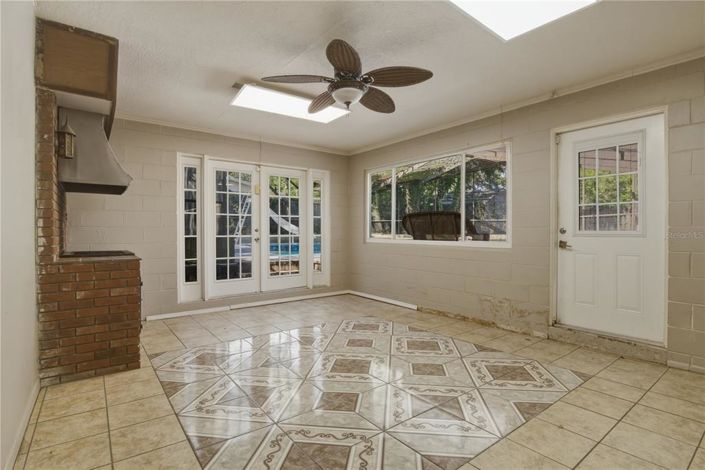 Image No.23-3 Bed House for sale
